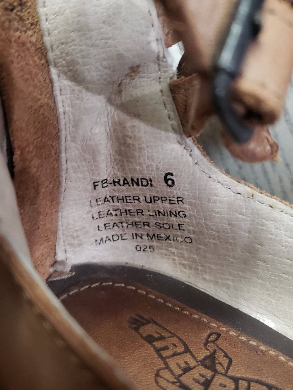 Freebird by Steven Randi Women's Tan Leather Ankle-Strap Block Heels Size 6 - Picture 8 of 9